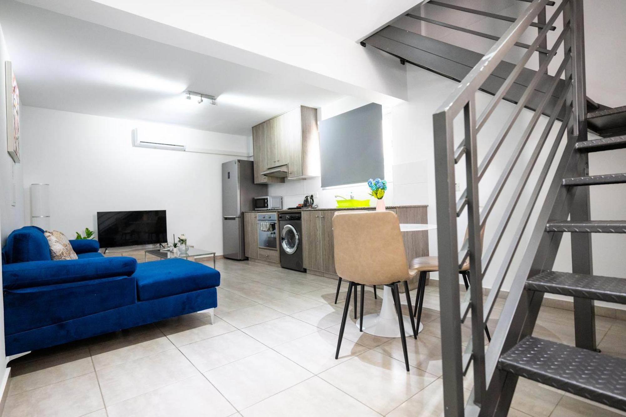 Napa Centrale Suites Айя Напа Екстериор снимка