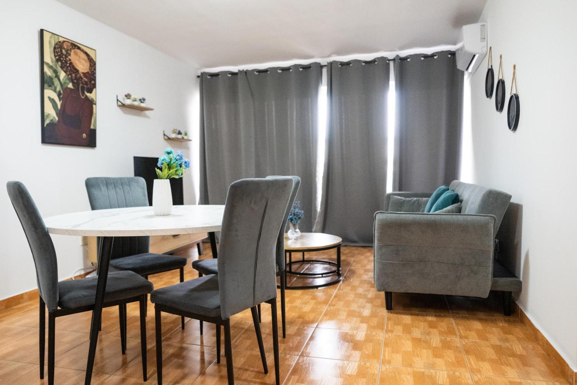 Napa Centrale Suites Айя Напа Екстериор снимка